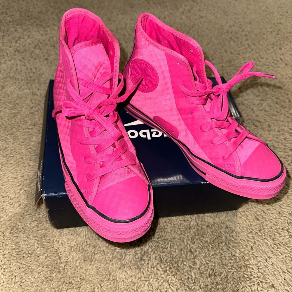 Converse Pink Sneakers